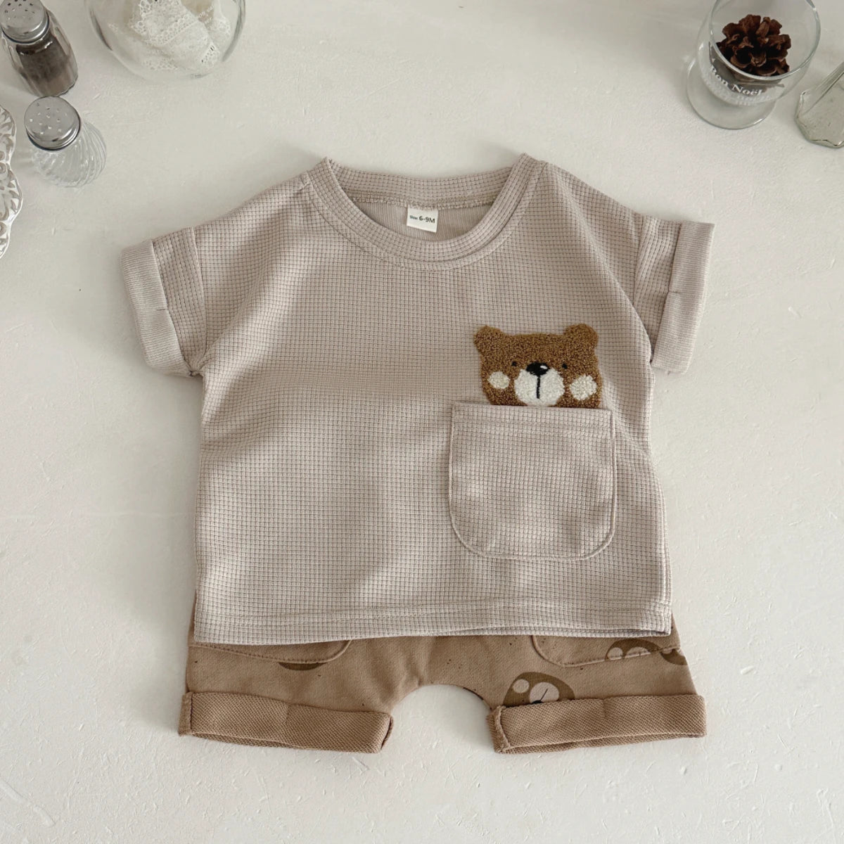 Ensemble bébé 2 pièces – T-shirt & short motif ourson