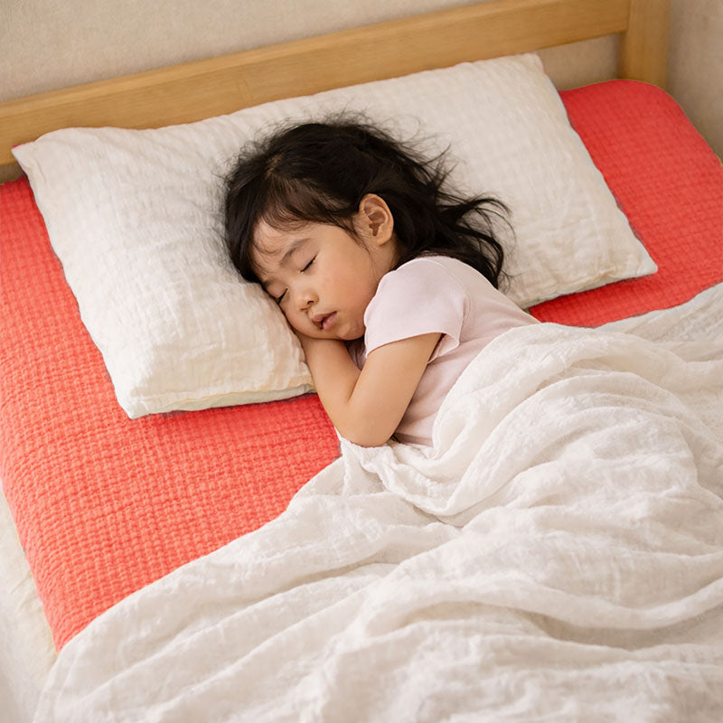drap housse 60x120 gaze de coton bio fraise bébé gots papate